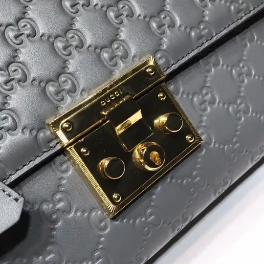 First bag ru GUCCI PADLOCK 0617